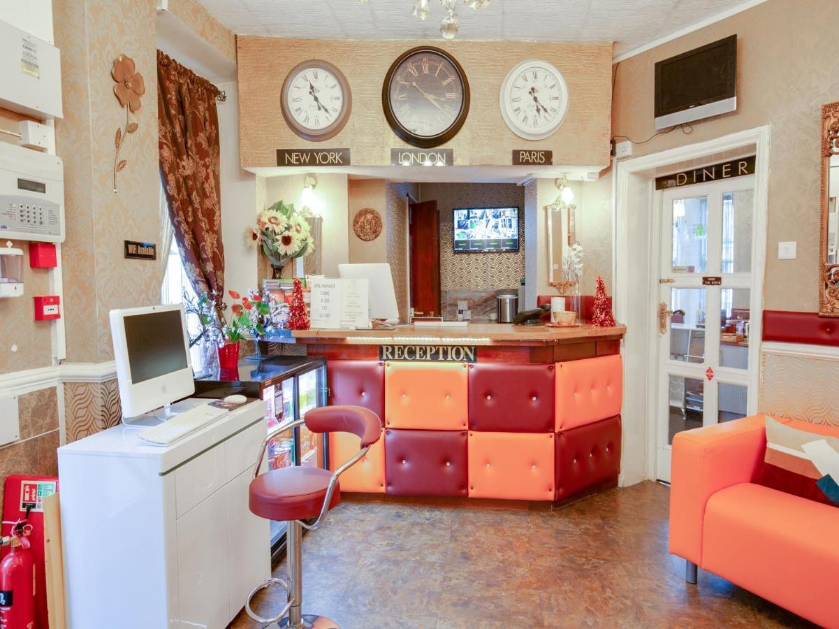 The Hotel 3*