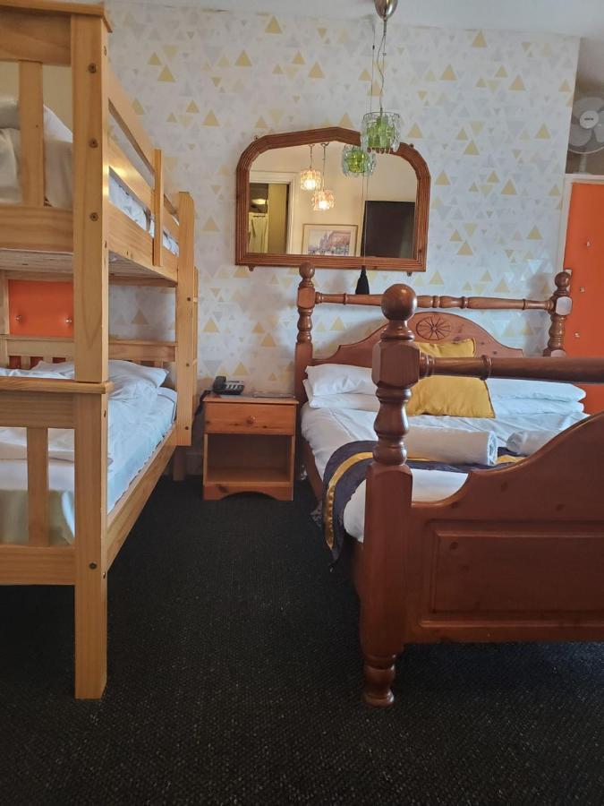 Hotel The